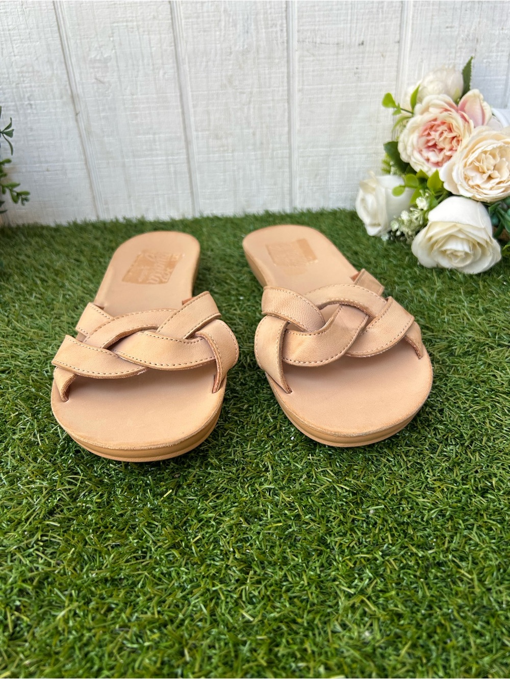 ANTELOPE Alta Woven
Leather Slide Sandal Women's Tan Slide Braided Strap Sz 40 - Picture 6 of 16